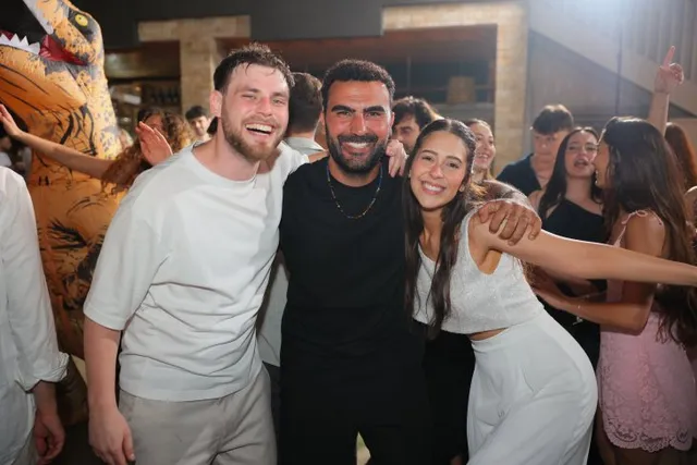 תמונה 1 מהחתונה של אורי - צילום Brothers.